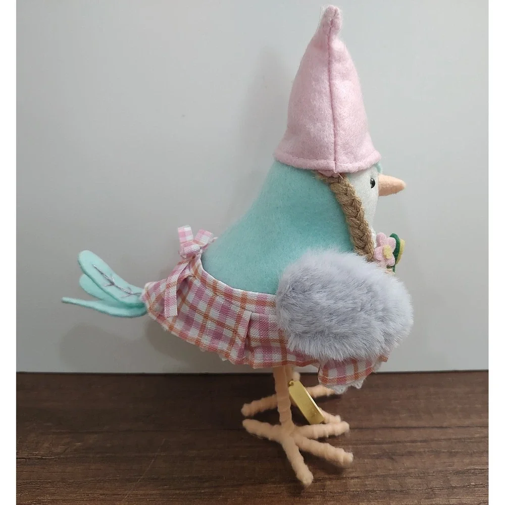 Target Spritz 2023 Featherly Friends BLOOM Spring Easter Garden Gnome Bird A1